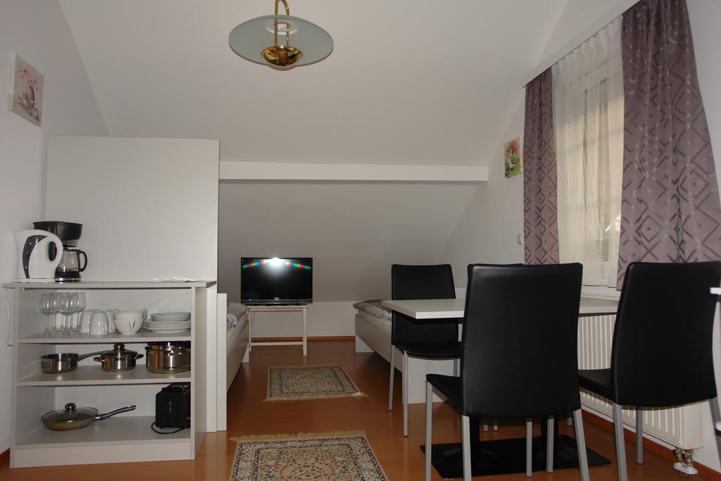 Gaestehaus Daniela Schwanenstadt Εξωτερικό φωτογραφία